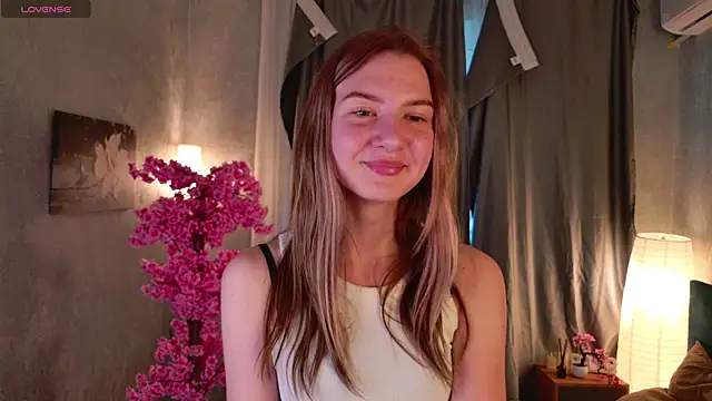 Snapshot of Beema_grand chatting on May 16, 2:38 pm Beema grand online show from May 16, 2:38 pm