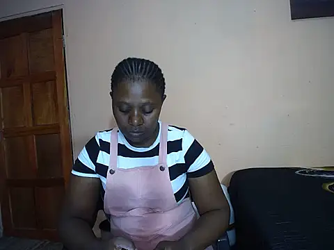 Lilly2590 online show from February 19, 8:54 am