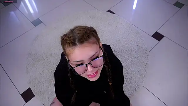 SulemaNeugin online show from March 29, 1:38 am