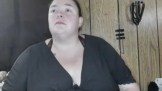 ladylynn13 online show from March 3, 10:48 pm