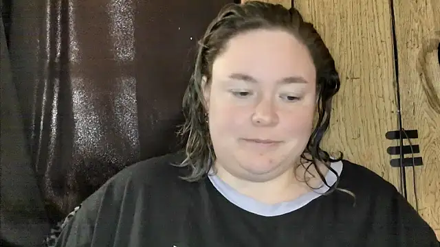 ladylynn13 online show from March 22, 5:49 pm