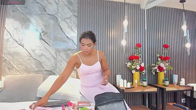 eva lain online show from March 17, 12:08 pm