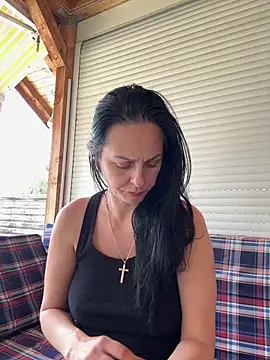 MiriamDelyn online show from June 2, 11:01 am