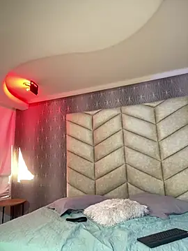 Mily Angel online show from February 14, 12:24 pm