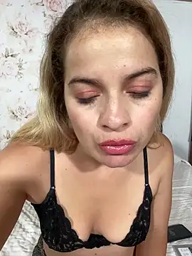 AriBeautiful online show from March 9, 7:23 am