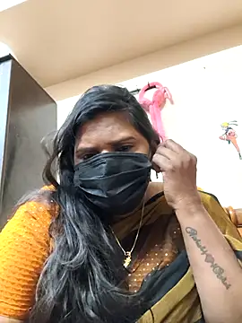 Snapshot of Tamil_uma_69 chatting on February 20, 12:29 am Tamil uma 69 online show from February 20, 12:29 am