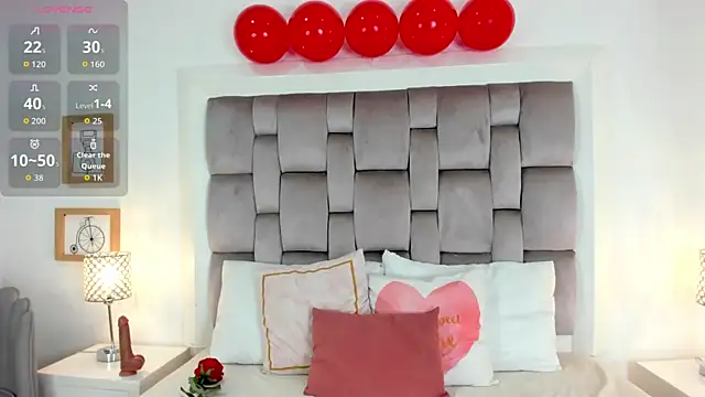 Snapshot of zharia_lux_25 chatting on February 14, 11:40 am zharia lux 25 online show from February 14, 11:40 am