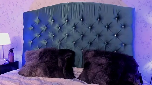 Eliot Egan online show from February 17, 7:20 pm