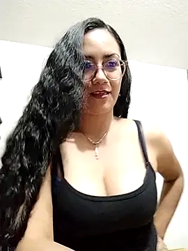 Salma-sweet online show from May 8, 3:23 am