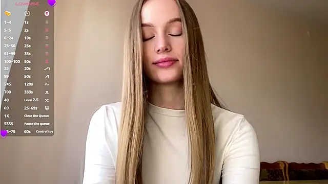 Viktoria Vibes online show from April 7, 3:12 pm