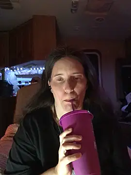 Snapshot of JMT42 chatting on February 20, 3:47 am JMT42 online show from February 20, 3:47 am