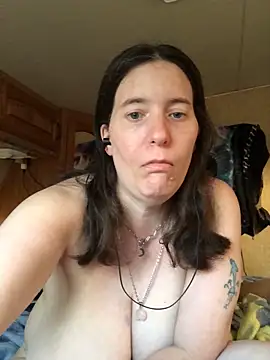 Snapshot of JMT42 chatting on March 1, 10:45 pm JMT42 online show from March 1, 10:45 pm