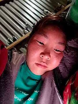 Yiyoongg online show from March 20, 1:32 am