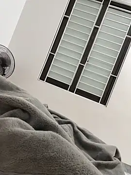 Snapshot of huyenzz chatting on February 20, 2:50 pm huyenzz online show from February 20, 2:50 pm