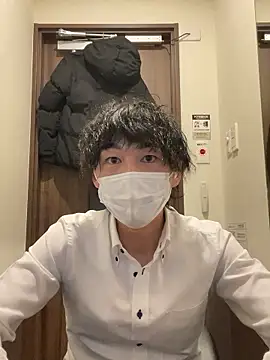 Snapshot of --ha-ru-- chatting on February 15, 11:41 am --ha-ru-- online show from February 15, 11:41 am