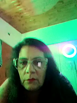 Snapshot of Soy_lubri69sexy chatting on March 4, 3:56 am Soy lubri69sexy online show from March 4, 3:56 am