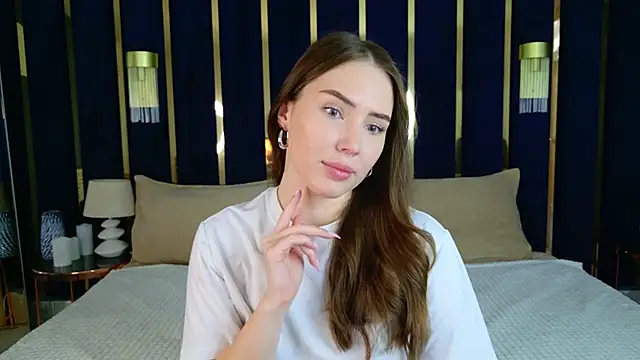 Arielle Vade online show from April 14, 5:24 am