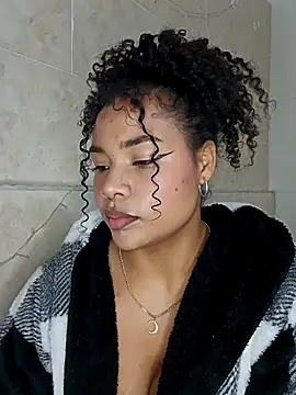 BrianaSweetxxx online show from February 27, 2:55 am