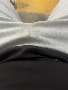 Snapshot of Reacher_Mx chatting on February 9, 7:51 pm Reacher Mx online show from February 9, 7:51 pm