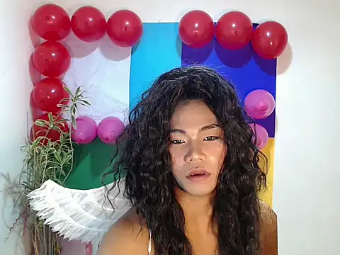 Snapshot of shopiaxox1 chatting on February 10, 3:10 am shopiaxox1 online show from February 10, 3:10 am