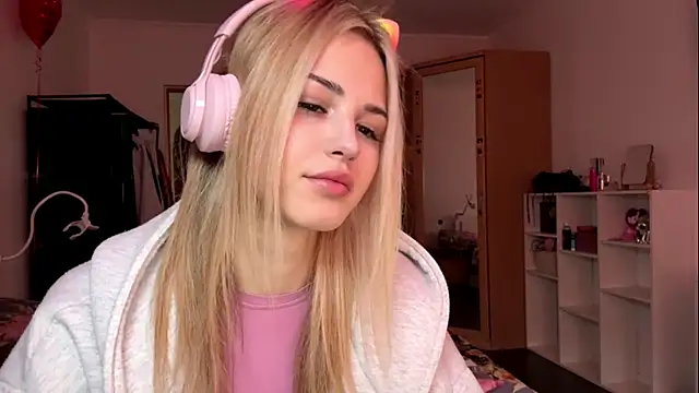 Evva mayy online show from March 2, 6:58 am