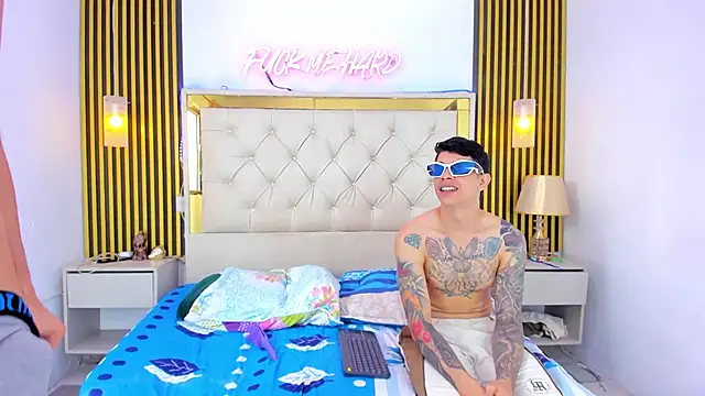 Adventurous Boys online show from April 6, 6:09 pm