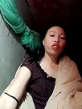 Snapshot of NAINKUTE chatting on February 15, 8:27 pm NAINKUTE online show from February 15, 8:27 pm