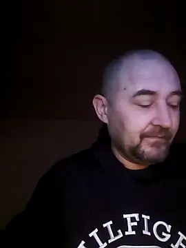 Snapshot of Xdotg chatting on February 9, 4:27 am Xdotg online show from February 9, 4:27 am