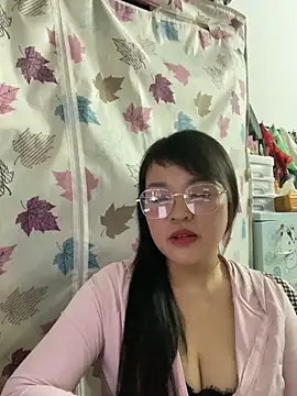 Strawberry-wet online show from March 15, 3:34 am