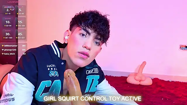 max femboy online show from June 4, 3:56 am
