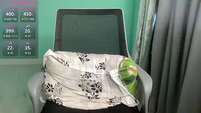 Romantic-Rascal online show from March 10, 6:18 am