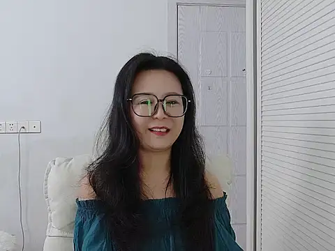 Snapshot of yunchui0101 chatting on February 11, 6:51 am yunchui0101 online show from February 11, 6:51 am