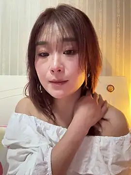 Snapshot of A-cola chatting on February 14, 11:51 am A-cola online show from February 14, 11:51 am