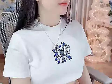 Snapshot of Agnelyn___ chatting on July 20, 2:59 am Agnelyn online show from July 20, 2:59 am