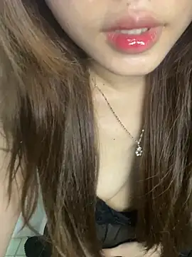 Snapshot of Nixie-Nixie chatting on March 6, 11:28 am Nixie-Nixie online show from March 6, 11:28 am