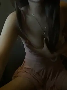 Snapshot of Nixie-Nixie chatting on April 4, 12:57 pm Nixie-Nixie online show from April 4, 12:57 pm