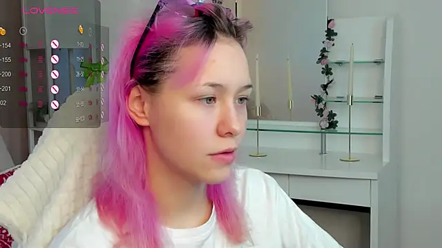 EmilyTrase online show from May 31, 1:14 am