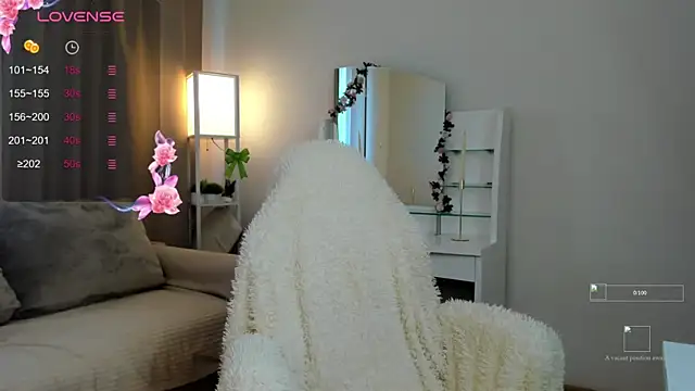 EmilyTrase online show from June 8, 1:09 am