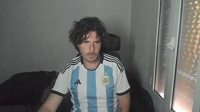 joaquin420 hot online show from April 4, 5:54 pm