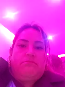 Julia2027 online show from February 24, 2:20 am