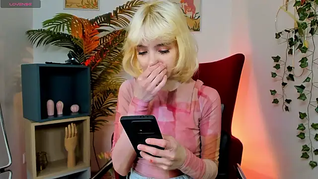 wow angel online show from March 8, 5:22 am