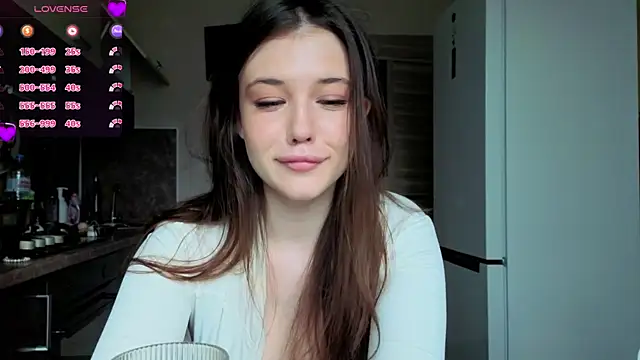 Snapshot of amelyay chatting on July 12, 1:24 pm amelyay online show from July 12, 1:24 pm