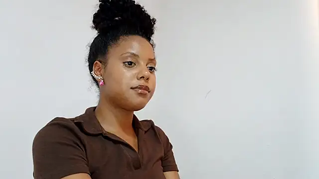 EsterSantopietro online show from February 19, 9:44 pm