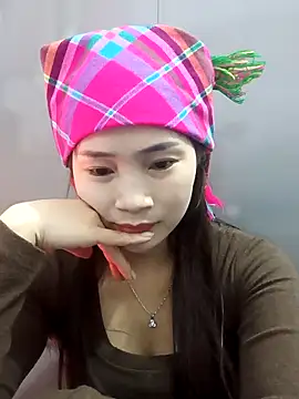 Snapshot of -Dumi- chatting on February 12, 1:33 am -Dumi- online show from February 12, 1:33 am