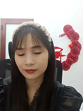 Snapshot of -Dumi- chatting on February 12, 1:50 pm -Dumi- online show from February 12, 1:50 pm