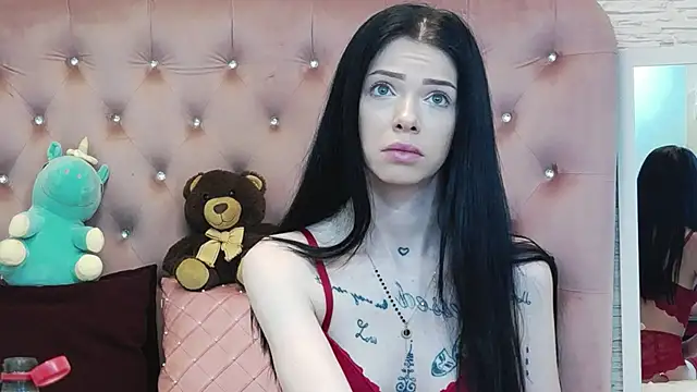 PeachyElla26 online show from February 11, 5:34 am