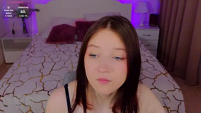 MmollyMay online show from March 15, 10:21 am