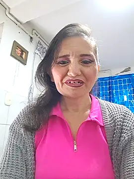 Snapshot of Alexamontiel_ chatting on February 22, 10:19 pm Alexamontiel online show from February 22, 10:19 pm