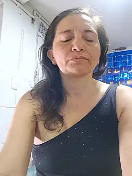 Alexamontiel  online show from March 15, 4:07 am