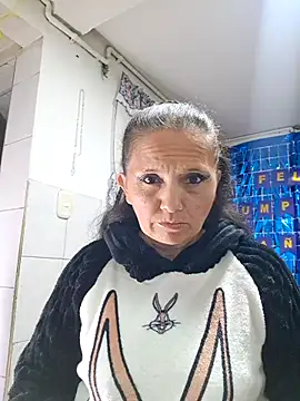 Alexamontiel  online show from March 18, 11:19 pm